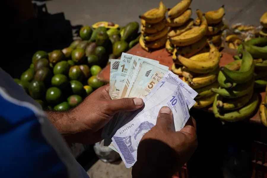 Dinero en la calle e inflación: ¿Se aleja la meta del dígito único?