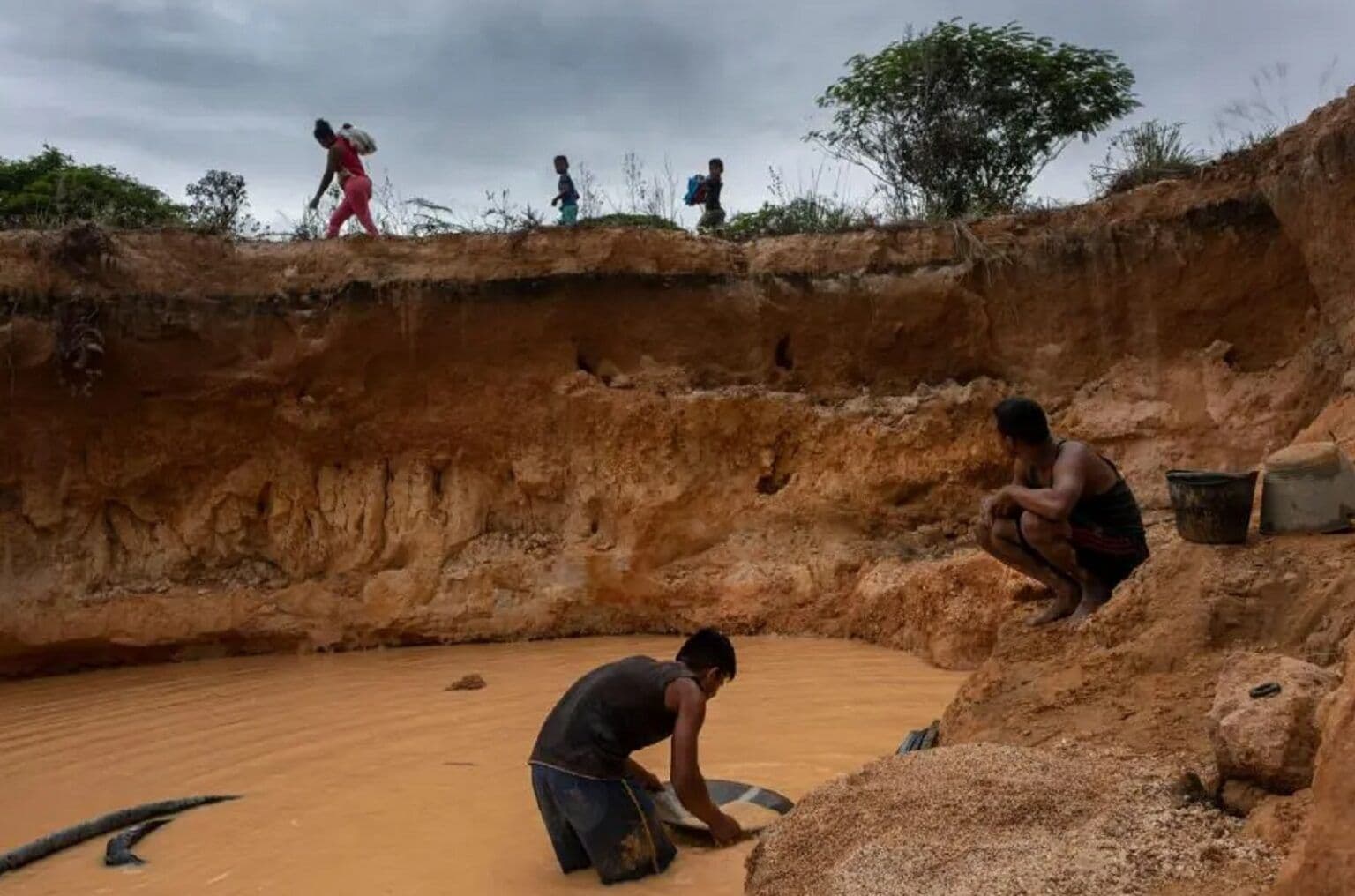 Minería en Venezuela: El nuevo marco legal que busca captar divisas y capital extranjero