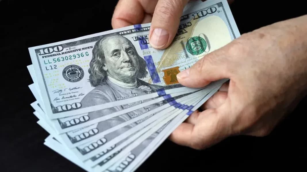 El dólar retrocede a mínimos de diez días ante el optimismo diplomático entre EE.UU. e Irán